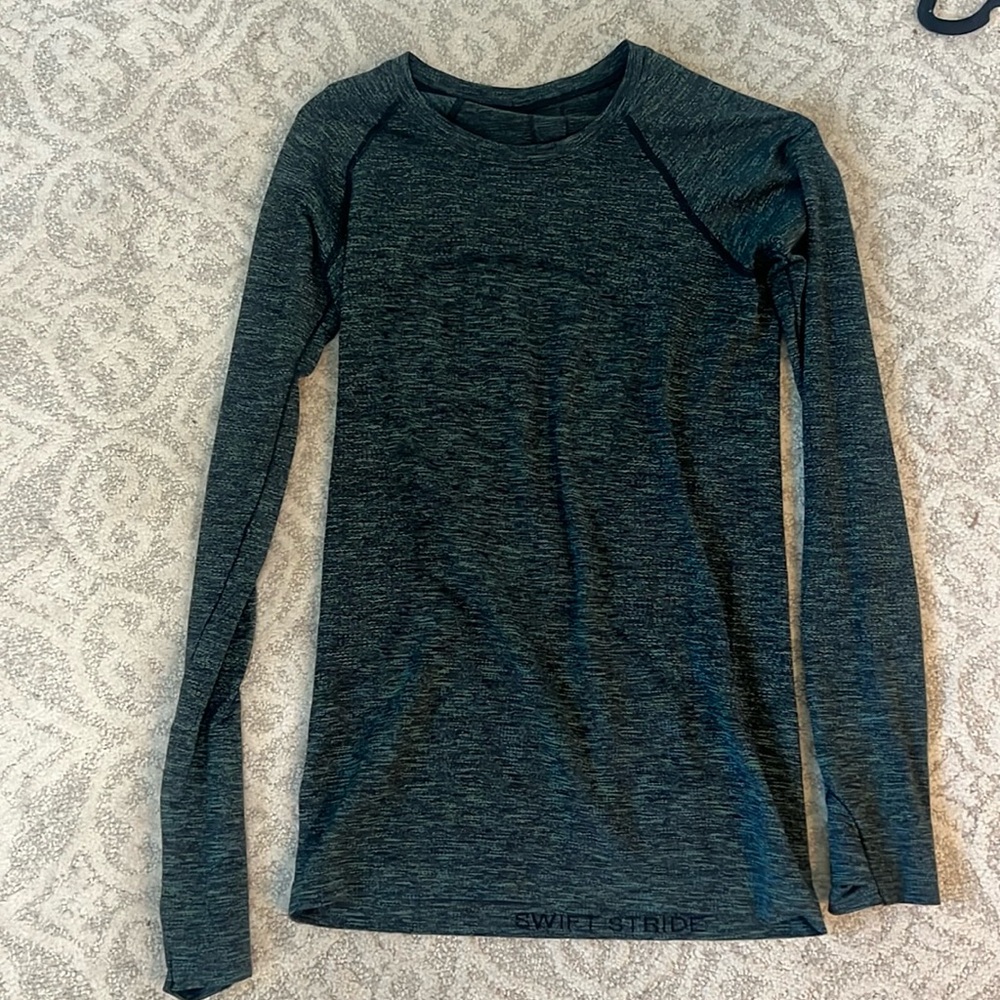 Lulu lemon Swift long sleeve